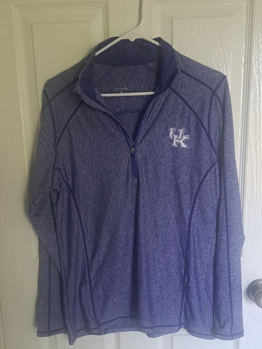 Antigua Women's University of KY Pullover